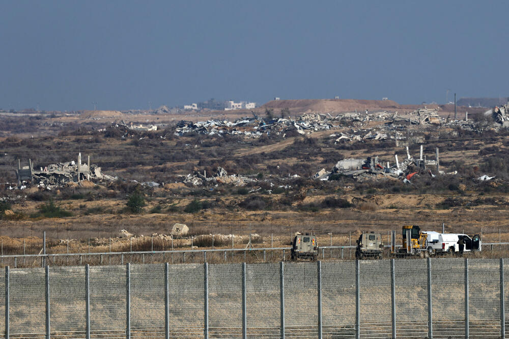 Izraelska vojna vozila u Gazi, Foto: Reuters