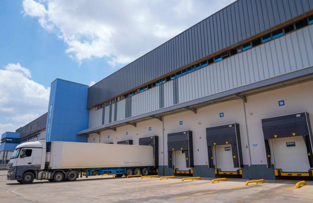 <p>Čak i najneoprezniji vozači mijenjaju ponašanje, usporavaju i ne bacaju smeće kroz prozor automobila - zahvaljujući nadzornim kamerama i rigoroznim kaznama za prekoračenje brzine i prljanje</p>