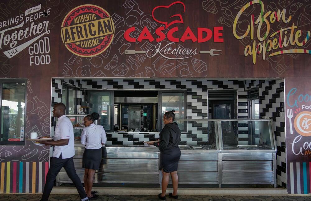 <p>Čak i najneoprezniji vozači mijenjaju ponašanje, usporavaju i ne bacaju smeće kroz prozor automobila - zahvaljujući nadzornim kamerama i rigoroznim kaznama za prekoračenje brzine i prljanje</p>