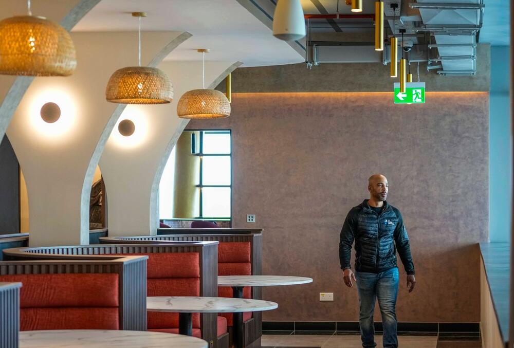 <p>Čak i najneoprezniji vozači mijenjaju ponašanje, usporavaju i ne bacaju smeće kroz prozor automobila - zahvaljujući nadzornim kamerama i rigoroznim kaznama za prekoračenje brzine i prljanje</p>