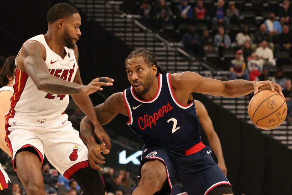 Kavaj Lenard je odigrao tek treći meč u sezoni, Foto: Reuters