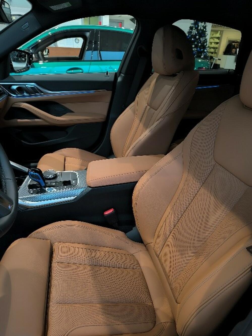 <p>BMW i4 eDrive 40 GRAN COUPE</p>