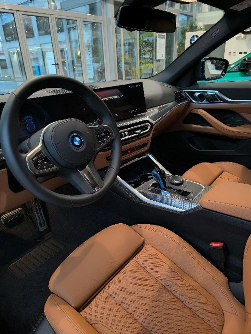 <p>BMW i4 eDrive 40 GRAN COUPE</p>