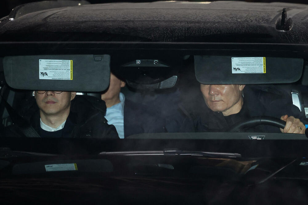 Vozilo kojim je prevežen uhapšeni južnokorejski predsjednik, Foto: REUTERS