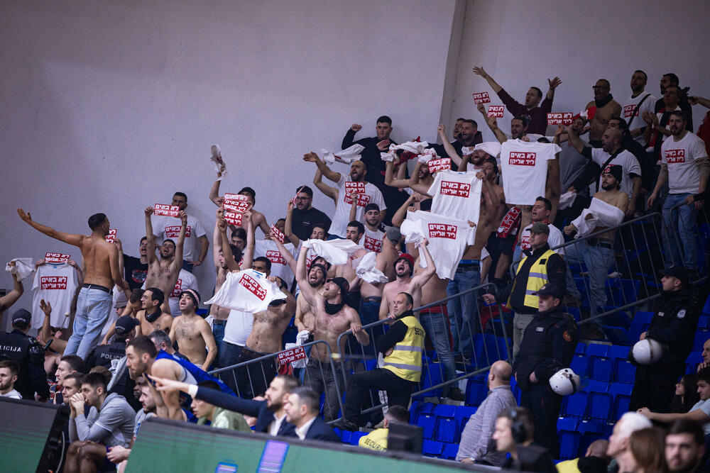 <p>Pravo malo čudo režirali su "plavi" košarkaši, koji osvojili krucijalne bodove protiv Hapoela, jednog od najboljih timova u Evrokupu, iako su na ulazu u posljednji minut gubili osam razlike</p>