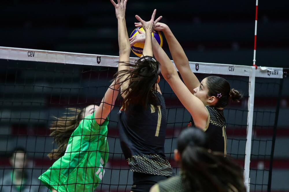 Bugarke imale više sreće u finišu petog seta, Foto: odbojka.me