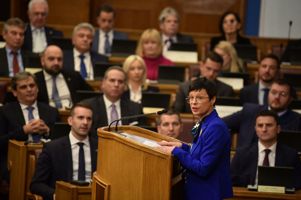 Marta Kos u crnogorskom parlamentu, Foto: Boris Pejovic