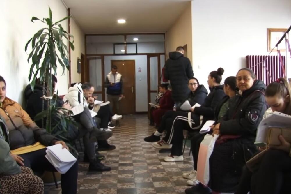 Detalj iz nikšićke filijale MUP, Foto: Screenshot/TV Vijesti