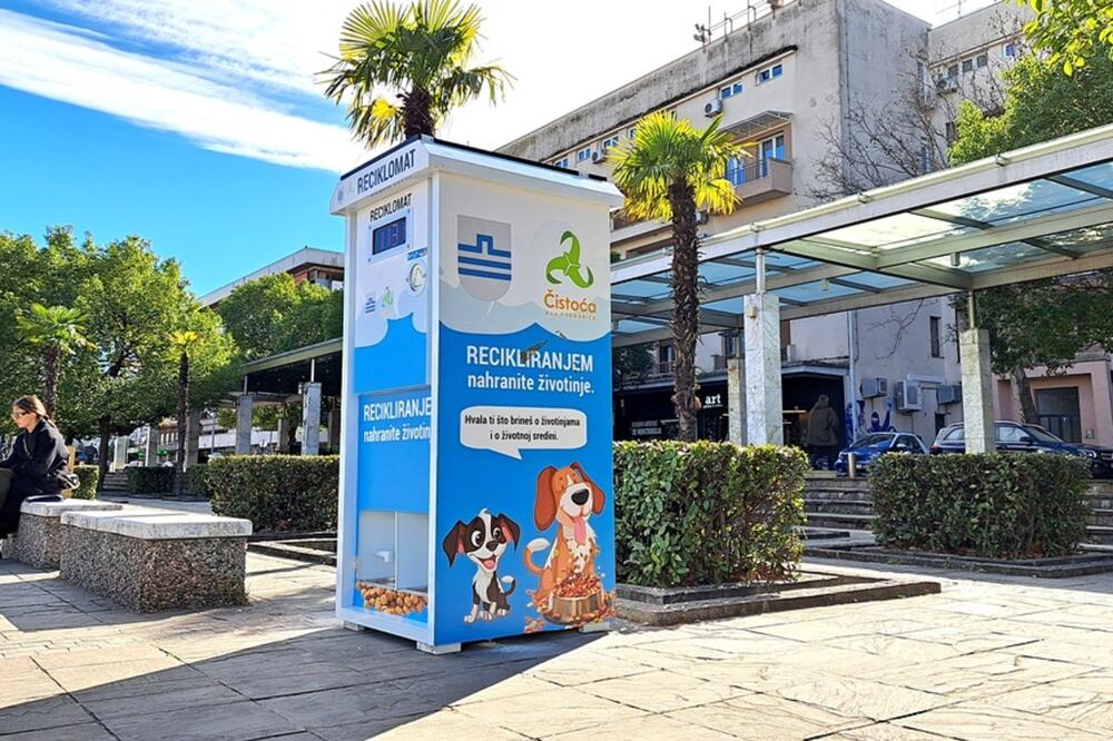 Jedan od reciklomata u centru Podgorice, Foto: podgorica.me