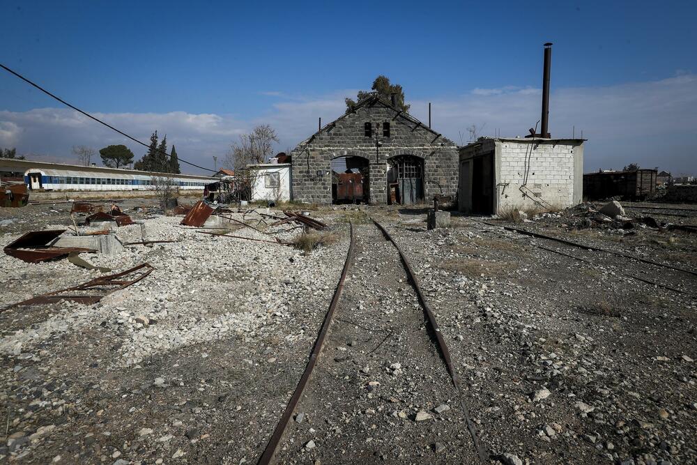 <p>Borbe su zabilježene na željezničkoj stanici najmanje jednom, 2013. godine. Na snimcima koji su kružili internetom vidjeli su se pobunjenici kako pucaju i skrivaju se iza vozova</p>