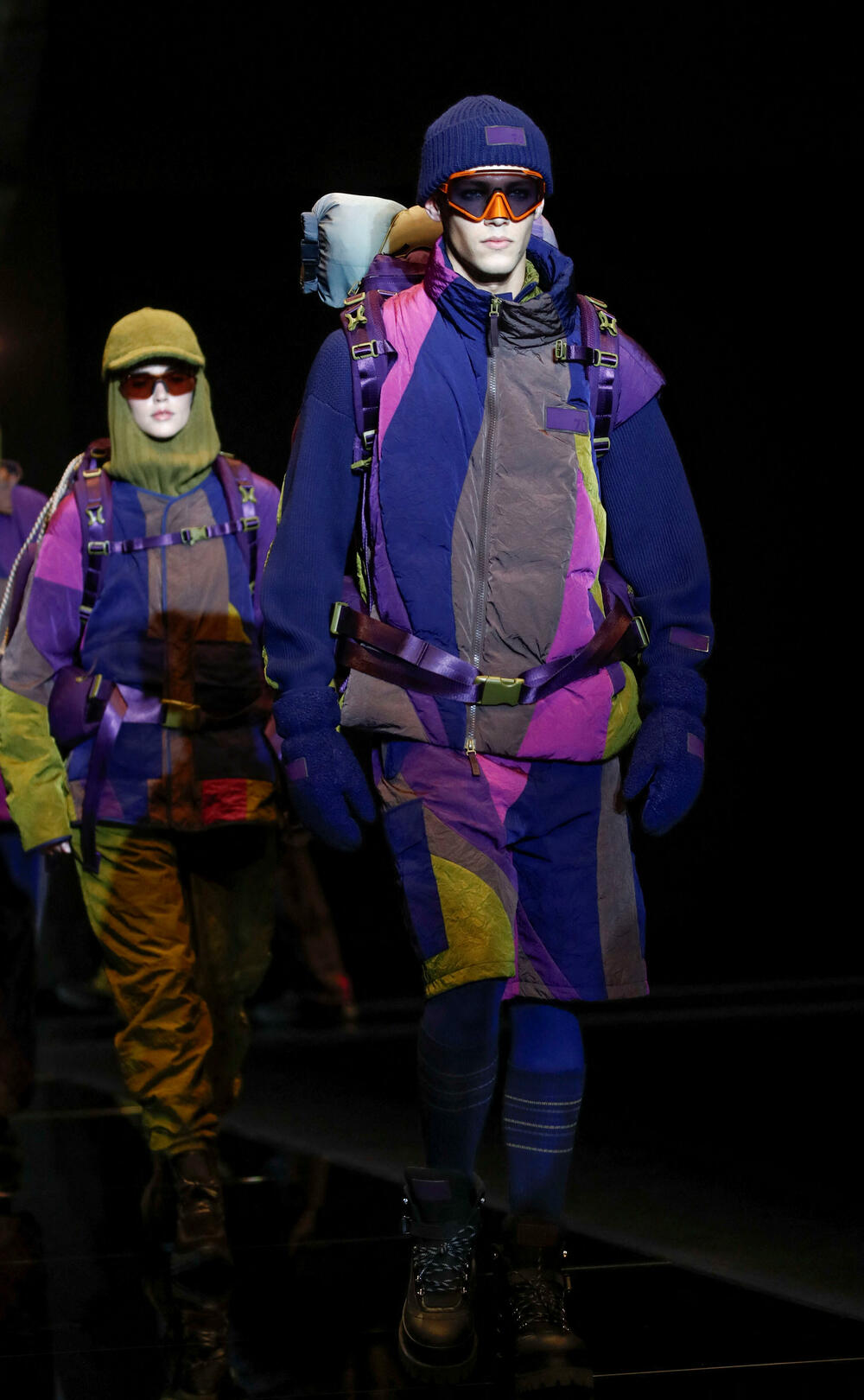 <p>Emporio Armani predstavio je kolekciju muške odjeće za jesen-zima 2025/2026.</p>  <p>Kreacije su prikazane na Nedjelji mode u Milanu.</p>