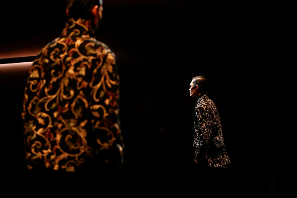 <p>Emporio Armani predstavio je kolekciju muške odjeće za jesen-zima 2025/2026.</p>  <p>Kreacije su prikazane na Nedjelji mode u Milanu.</p>