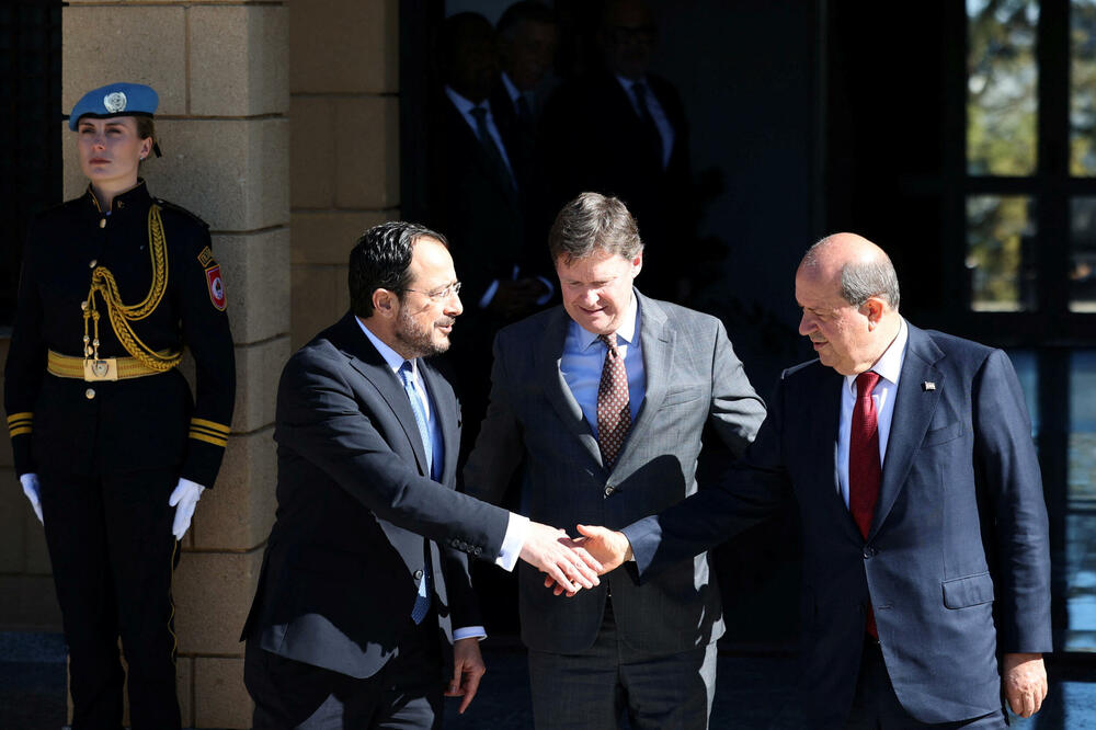 Dogovorili se da nastave razgovore: Hristodulides i Tatar, Foto: REUTERS