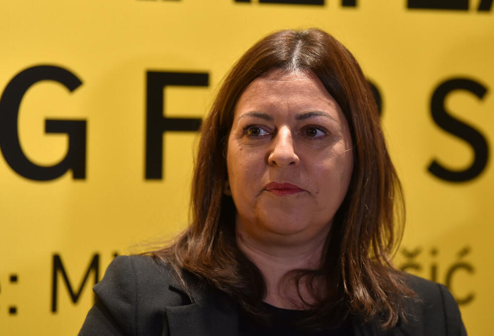 <p>Postavka "U potrazi za nečim" predstavljena u Modernoj galeriji u Podgorici</p>