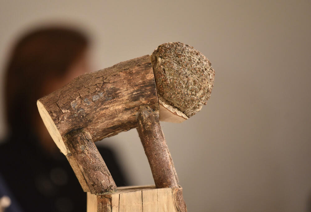 <p>Postavka "U potrazi za nečim" predstavljena u Modernoj galeriji u Podgorici</p>