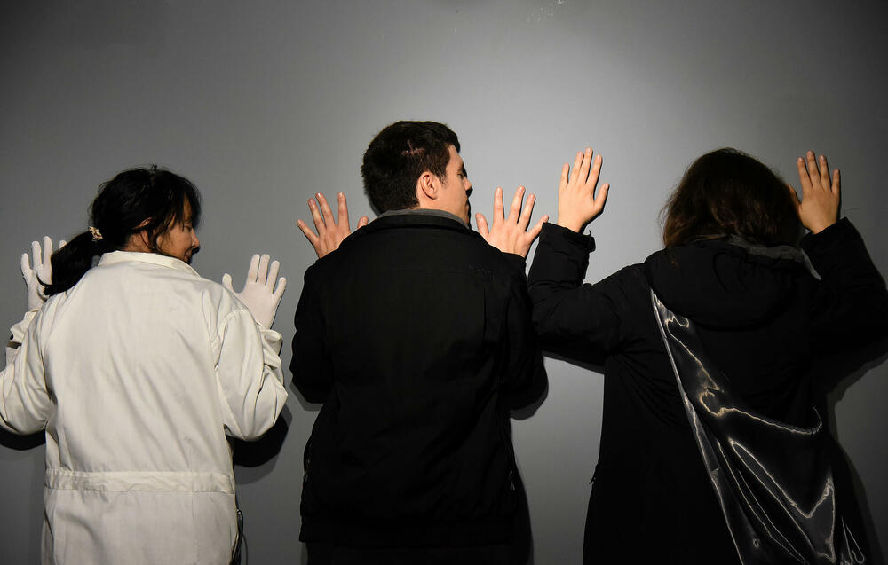 <p>Javni događaj “Pripremni radovi” realizovan juče, u susret izložbi “Radnički klub ‘Između nas’” koja će biti otvorena u utorak 28. januara u MSUCG u Podgorici</p>