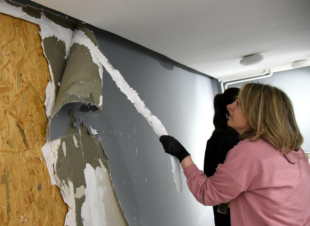 <p>Javni događaj “Pripremni radovi” realizovan juče, u susret izložbi “Radnički klub ‘Između nas’” koja će biti otvorena u utorak 28. januara u MSUCG u Podgorici</p>