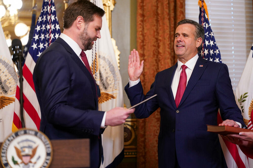 Džon Retklif i Džej Di Vens tokom polaganja zakletve, Foto: REUTERS