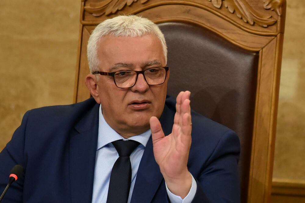 "Nedostatak može uticati na zakonitost postupka": Mandić, Foto: BORIS PEJOVIC