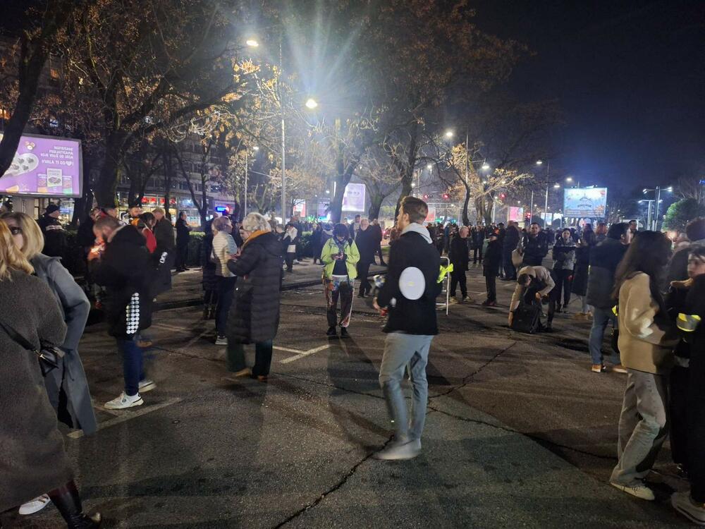 <p>Novi protest neformalne grupe studenata &ldquo;Kamo Śutra?&rdquo; povodom tragedije na Cetinju</p>