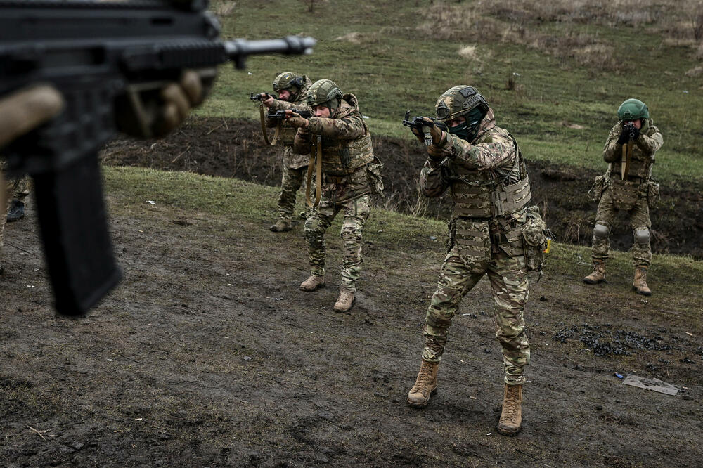 Ukrajinska vojska na treningu blizu grada Pokrovska, Foto: REUTERS