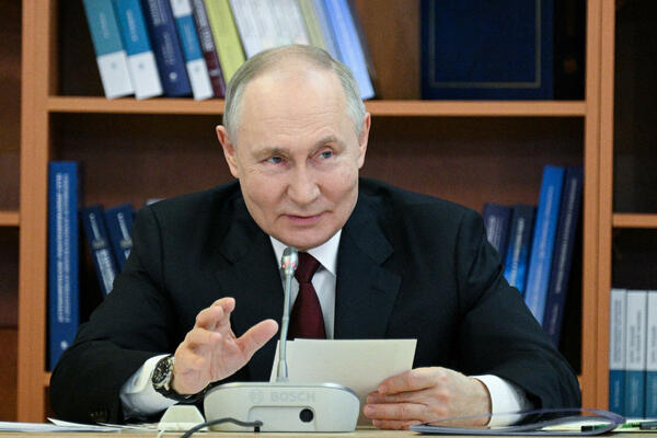 Putin: Sukob u Ukrajini može da bude okončan za dva mjeseca bez...