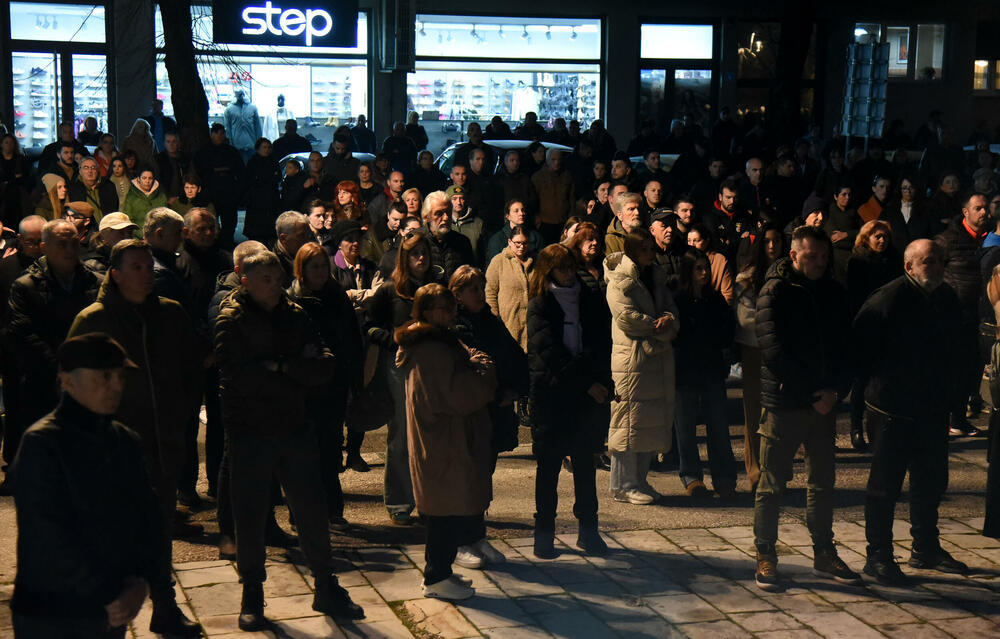 <p>Cetinjanin Aco Martinović ubio je 1. januara 12 osoba, među kojima dvoje djece, i ranio četiri, od kojih je jedna preminula 9. januara u Kliničkom centru Crne Gore</p>