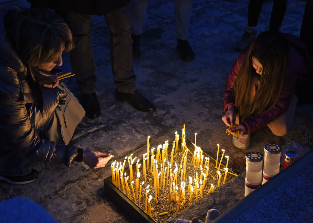 <p>Cetinjanin Aco Martinović ubio je 1. januara 12 osoba, među kojima dvoje djece, i ranio četiri, od kojih je jedna preminula 9. januara u Kliničkom centru Crne Gore</p>