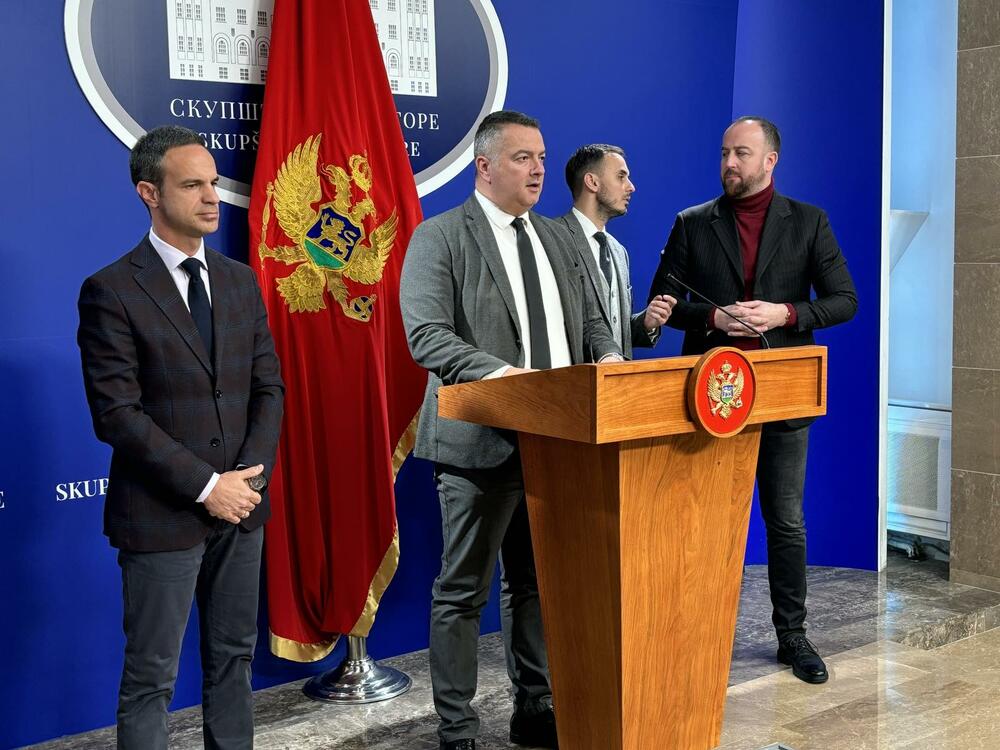 pres konferencija opozicije