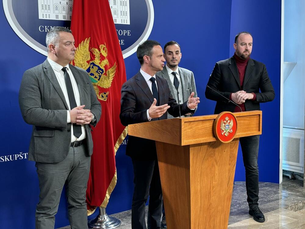 pres konferencija opozicije