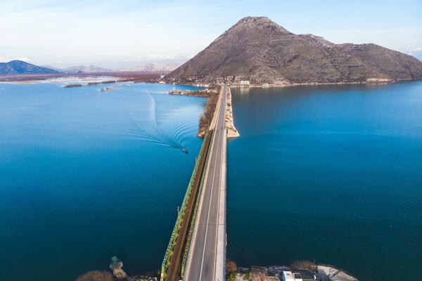 Brze magistrale, a ne auto-put od Podgorice ka primorju