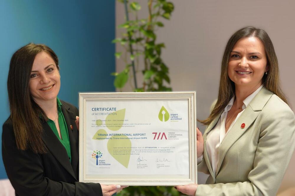 Šef infrastrukture i životne sredine & Menadžer za kvalitet i usklađenost na Međunarodnom aerodromu Tirana sa sertifikatom Akreditacije ugljenika nivoa 3., Foto: Međunarodni aerodrom Tirana