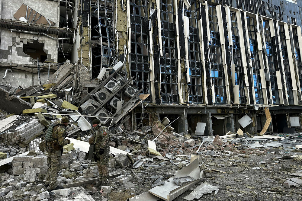 Detalj nakon napada na Izjum, Foto: Reuters