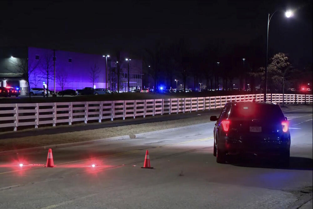 Policija na licu mjesta, Foto: Beta/AP