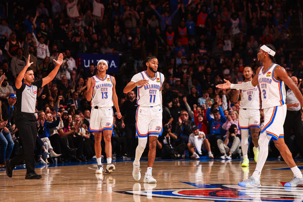 Slavlje Tandera nakon 40. pobjede u sezoni, Foto: OKC THUNDER/X