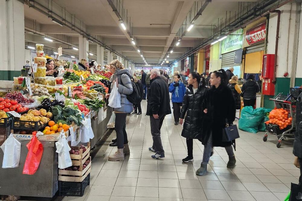 Danas na pijaci, Foto: Danilo Misita