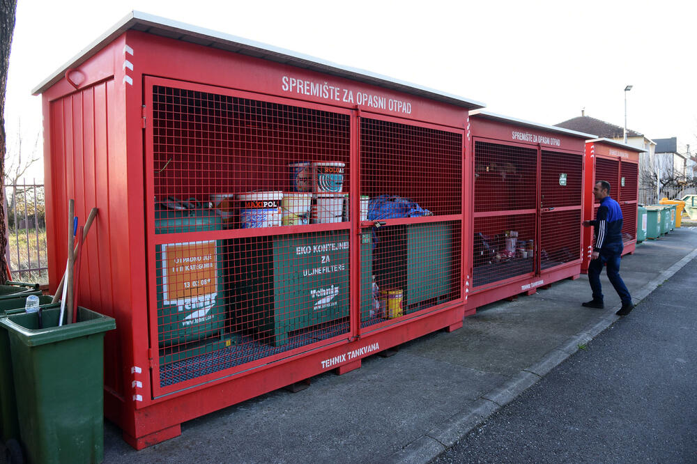 Reciklažno dvorište u Tološima, Foto: Luka Zekovic