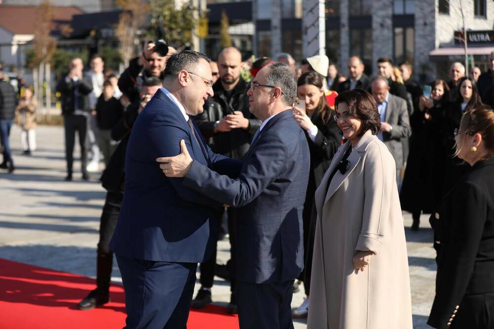 <p>Svečanost povodom posjete predsjednika Albanije</p>