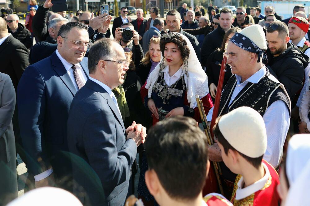 <p>Svečanost povodom posjete predsjednika Albanije</p>