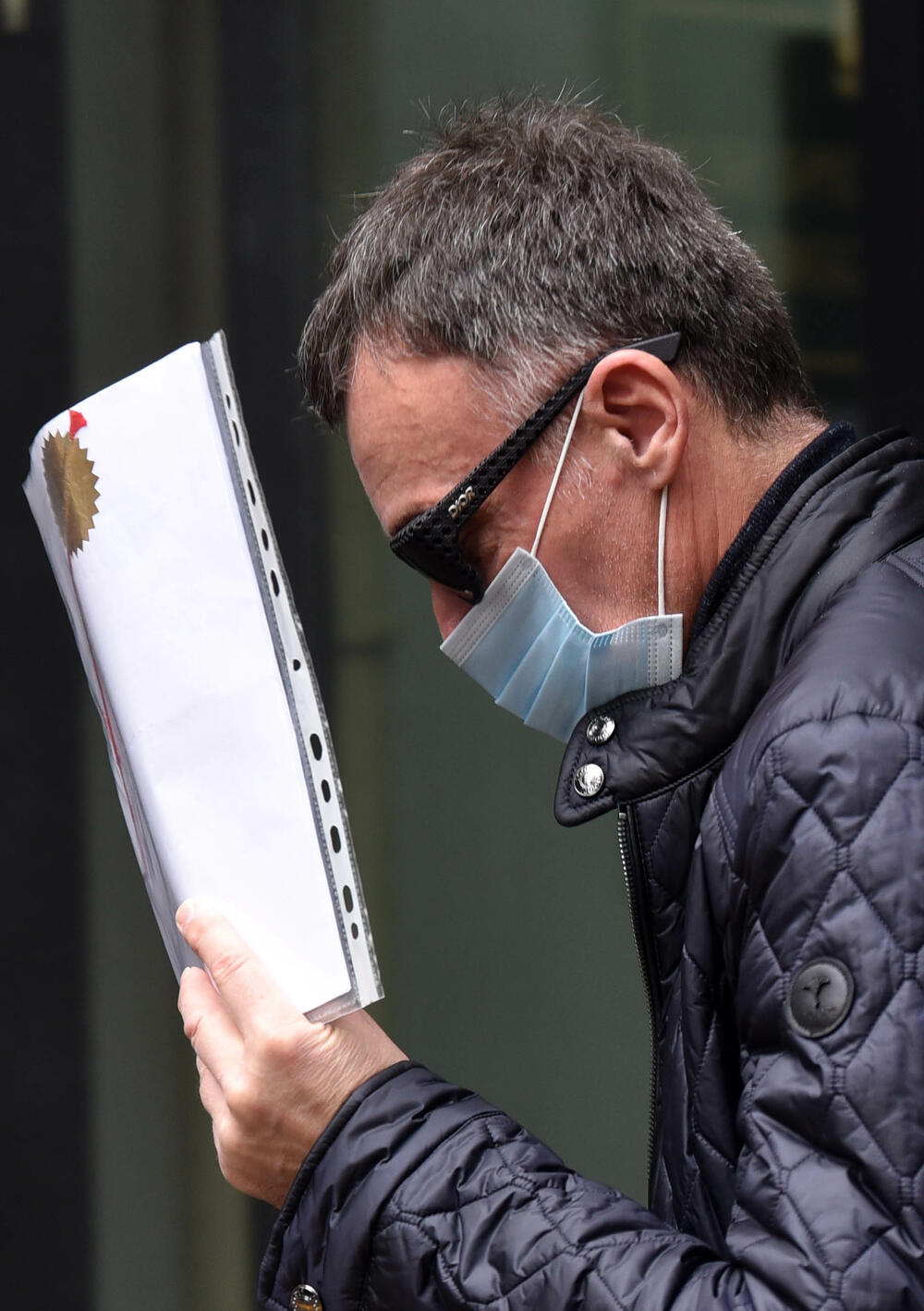 <p>Veljić je Preleviću prijetio, uoči suđenja u Višem sudu u Podgorici, nezadovoljan jer ga Prelević fotografiše</p>