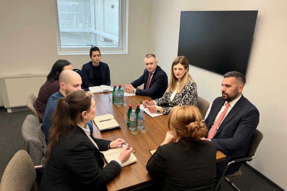 Gutić i Nišić s predstavnicima Unije poslodavaca, Foto: Ministarstvo socijalnog staranja, brige o porodici i demografije