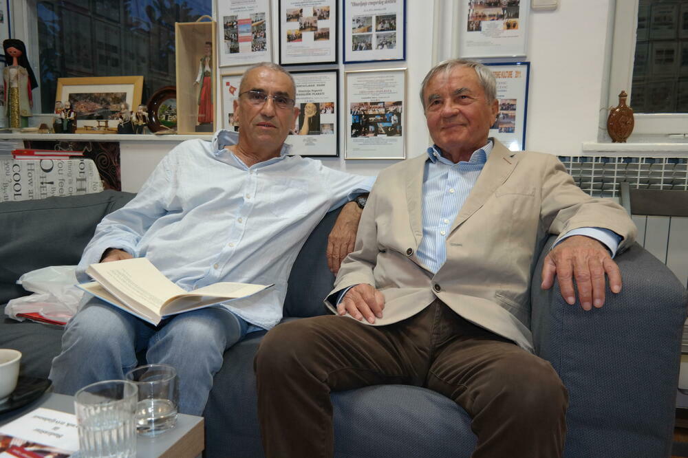 Gudelj s autorom teksta, Foto: Bojan Radulović