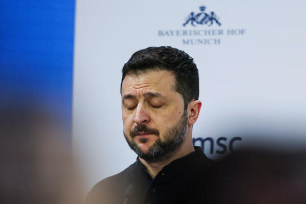 Zelenski: Više od 100.000 ljudi ostalo bez grijanja u Nikolajevu...
