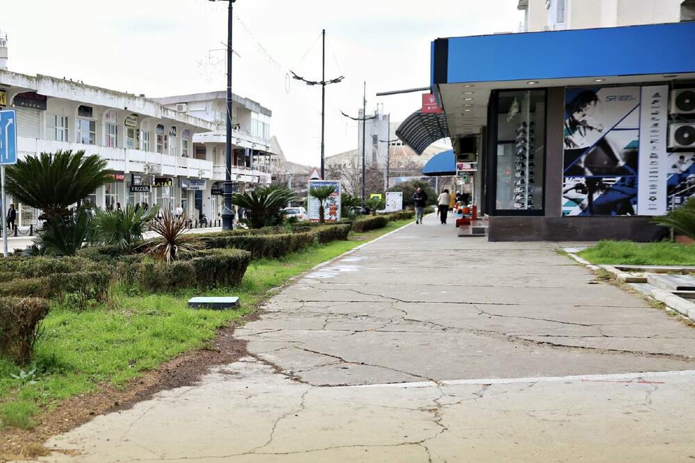 Zgrada Tri kule, Foto: Opština Bar