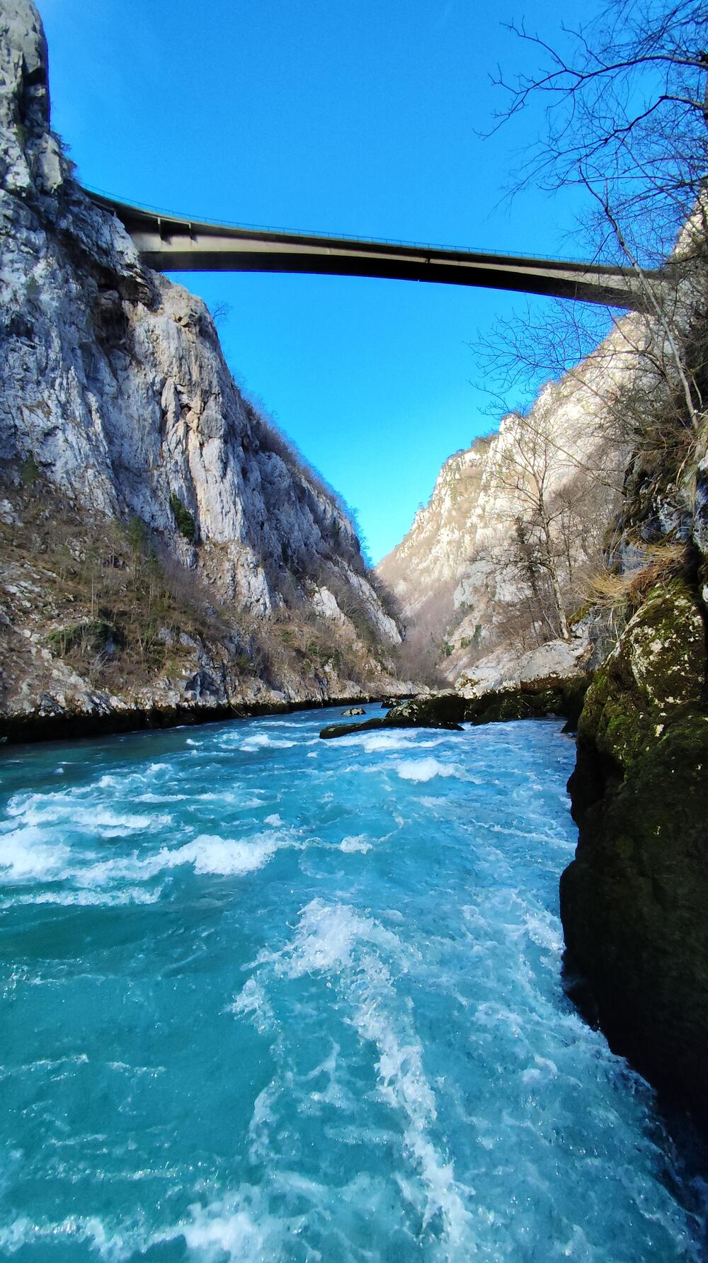 <p>Prepare for a unique adventure that combines the natural beauty and excitement of both horizontal and vertical rock climbing, all with a stunning view of the beautiful Piva River in the municipality of Plužine</p>