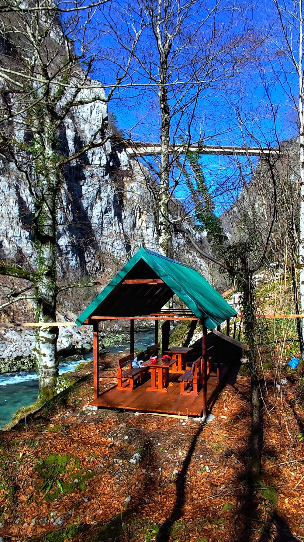 <p>Prepare for a unique adventure that combines the natural beauty and excitement of both horizontal and vertical rock climbing, all with a stunning view of the beautiful Piva River in the municipality of Plužine</p>