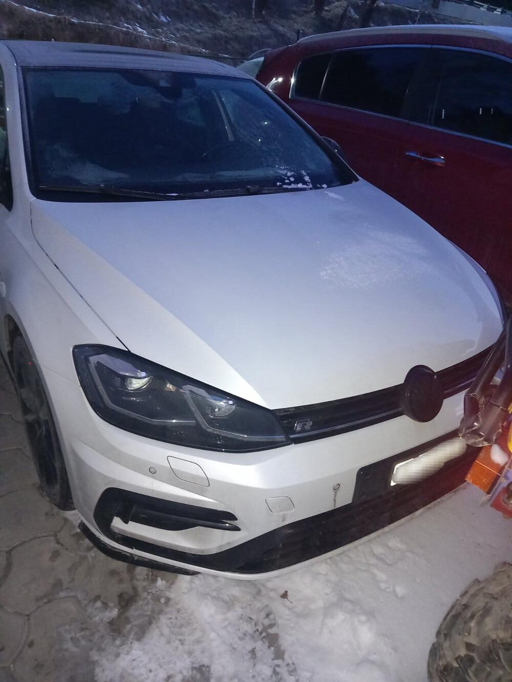 <p>Golf 7 oduzet u Rožajama, Mercedes na izlazu iz Crne Gore, na prelazu Božaj</p>