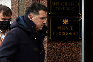 “Robert” u telefonskom razgovoru tražio 700.000 eura na zajam,...