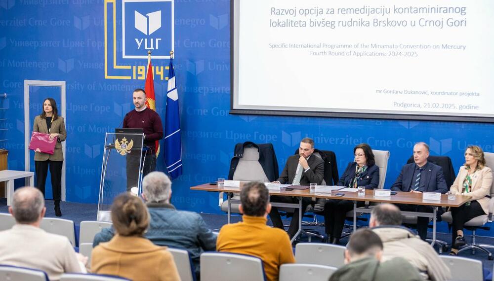 <p>Pres konferecnija Agencije za zaštitu životne sredine, povodom predstavljanja projekta "Razvoj opcija za remedijaciju kontaminiranog lokaliteta bivšeg rudnika Brskovo u Crnoj Gori", koji Agencija za zaštitu životne sredine sprovodi sa Ministarstvom ekologije, održivog razvoja i razvoja sjevera, Institutom za javno zdravlje i Ekološkim pokretom OZON</p>