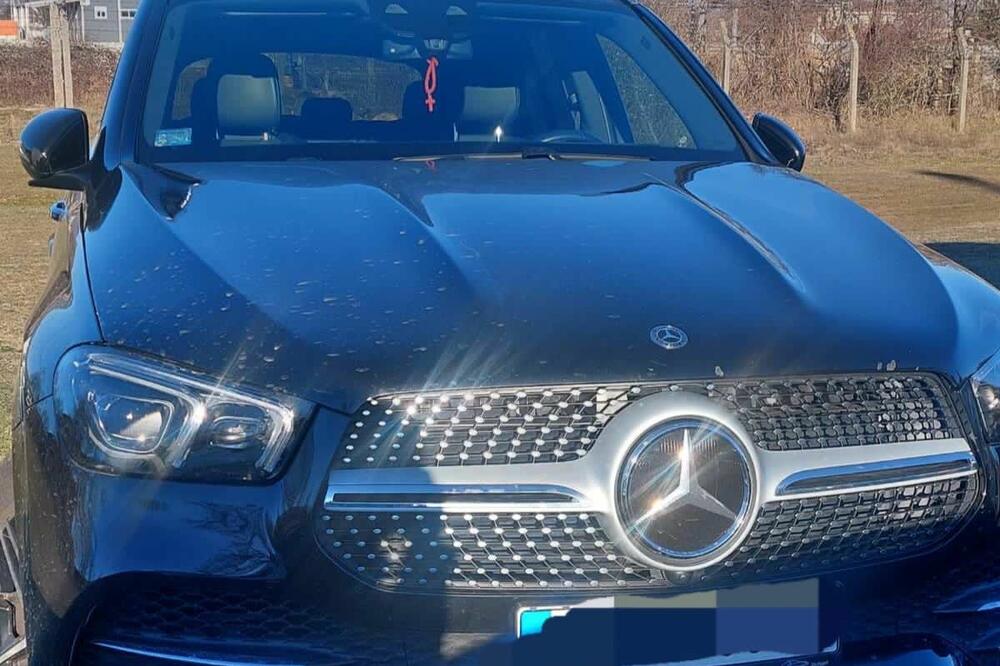 Zaplijenjeno vozilo, Foto: Uprava policije